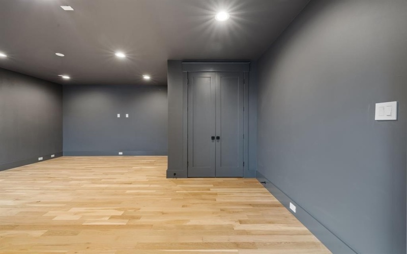 9917 Parkford Drive, Dallas, TX 75238, 5 Habitaciones Habitaciones , ,6 BañosBaños,Residential,En Venta,9917 Parkford Drive,0,21122243