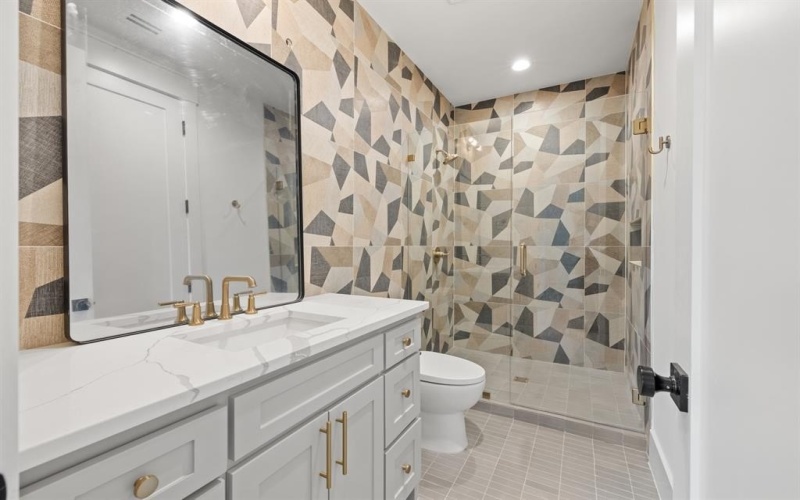 9917 Parkford Drive, Dallas, TX 75238, 5 Habitaciones Habitaciones , ,6 BañosBaños,Residential,En Venta,9917 Parkford Drive,0,21122243