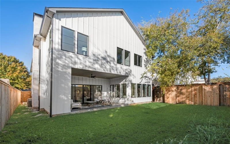 4426 Bonham Street, Dallas, TX 75229, 5 Habitaciones Habitaciones , ,6 BañosBaños,Residential,En Venta,4426 Bonham Street,0,21122250