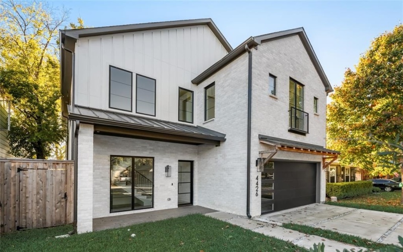 4426 Bonham Street, Dallas, TX 75229, 5 Habitaciones Habitaciones , ,6 BañosBaños,Residential,En Venta,4426 Bonham Street,0,21122250