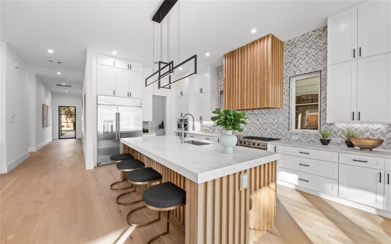 4426 Bonham Street, Dallas, TX 75229, 5 Habitaciones Habitaciones , ,6 BañosBaños,Residential,En Venta,4426 Bonham Street,0,21122250