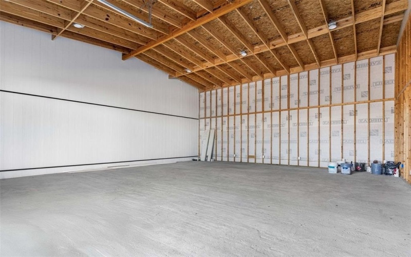 1061 Zmolek Road, Ennis, TX 75119, 5 Bedrooms Bedrooms, ,3 BathroomsBathrooms,Residential,For Sale,1061 Zmolek Road,0,21122487