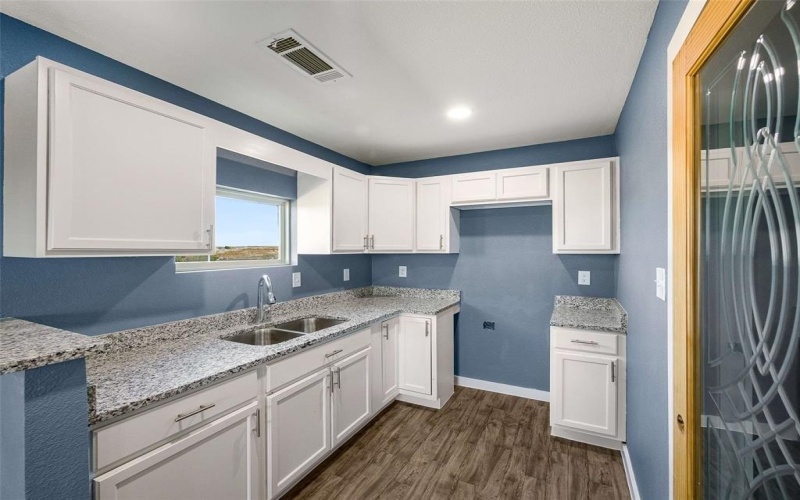 1061 Zmolek Road, Ennis, TX 75119, 5 Bedrooms Bedrooms, ,3 BathroomsBathrooms,Residential,For Sale,1061 Zmolek Road,0,21122487