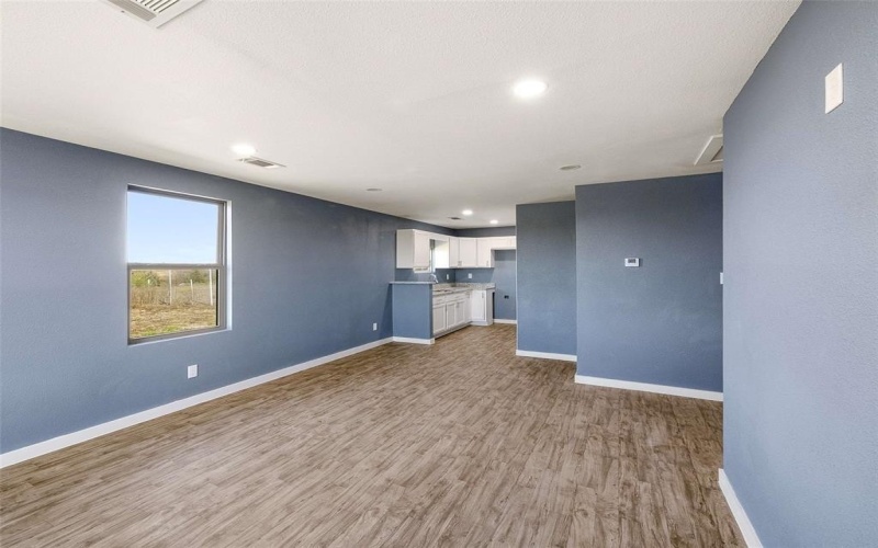 1061 Zmolek Road, Ennis, TX 75119, 5 Bedrooms Bedrooms, ,3 BathroomsBathrooms,Residential,For Sale,1061 Zmolek Road,0,21122487