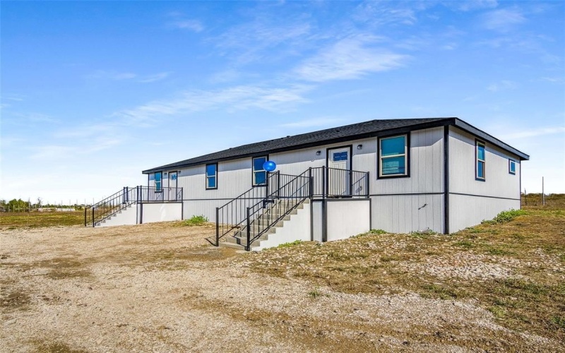 1061 Zmolek Road, Ennis, TX 75119, 5 Bedrooms Bedrooms, ,3 BathroomsBathrooms,Residential,For Sale,1061 Zmolek Road,0,21122487