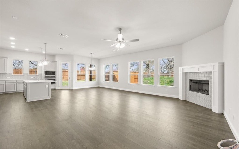 4021 Alpine Street, Midlothian, TX 76065, 4 Bedrooms Bedrooms, ,3 BathroomsBathrooms,Residential,For Sale,4021 Alpine Street,0,21122631