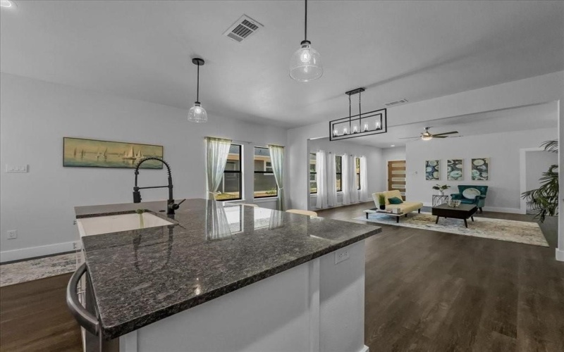 3612 Broken Bow Drive, Granbury, TX 76048, 3 Habitaciones Habitaciones , ,2 BañosBaños,Residential,En Venta,3612 Broken Bow Drive,0,21122718