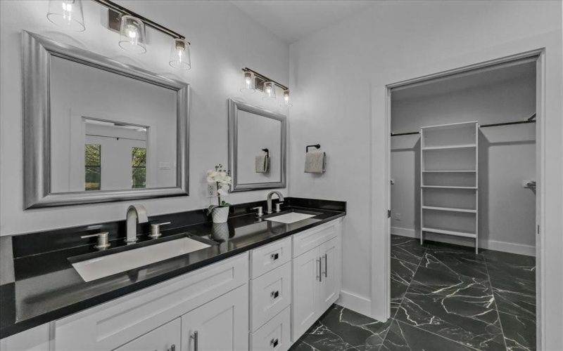 3612 Broken Bow Drive, Granbury, TX 76048, 3 Habitaciones Habitaciones , ,2 BañosBaños,Residential,En Venta,3612 Broken Bow Drive,0,21122718