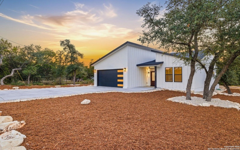 1210 Fernwood Rd, Fischer, TX 78623, 3 Habitaciones Habitaciones , ,2 BañosBaños,Residential,En Venta,1210 Fernwood Rd,0,1925510