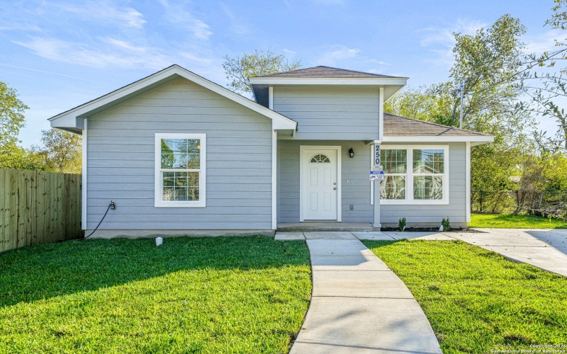250 Bundy, San Antonio, TX 78220, 4 Habitaciones Habitaciones , ,2 BañosBaños,Residential,En Venta,250 Bundy,0,1925947
