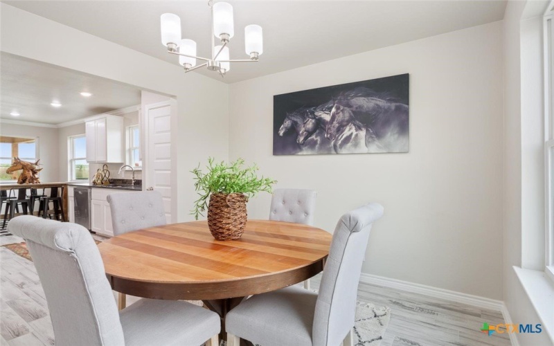 1102 Nacogdoches Drive, Temple, TX 76501, 3 Habitaciones Habitaciones , ,2 BañosBaños,Residential,En Venta,1102 Nacogdoches Drive,0,598470