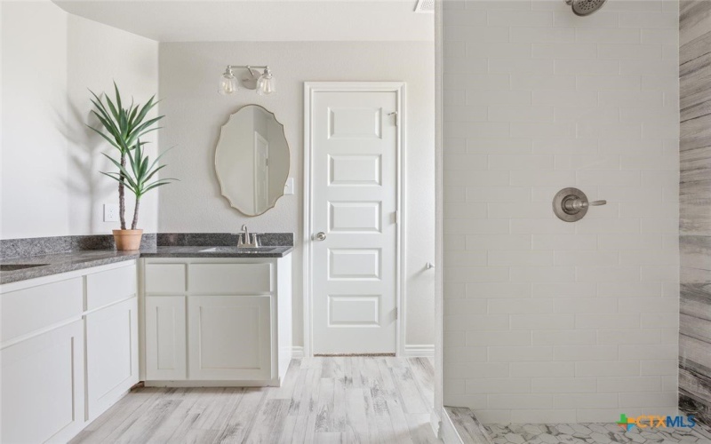 1102 Nacogdoches Drive, Temple, TX 76501, 3 Habitaciones Habitaciones , ,2 BañosBaños,Residential,En Venta,1102 Nacogdoches Drive,0,598470