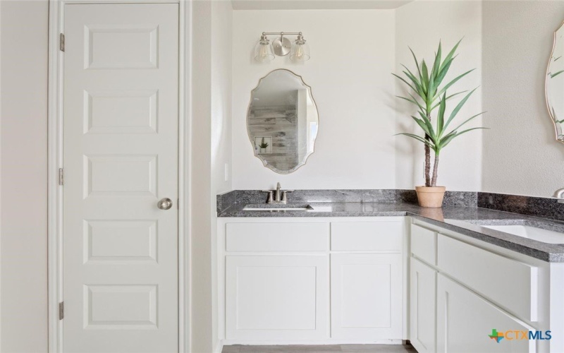 1102 Nacogdoches Drive, Temple, TX 76501, 3 Habitaciones Habitaciones , ,2 BañosBaños,Residential,En Venta,1102 Nacogdoches Drive,0,598470