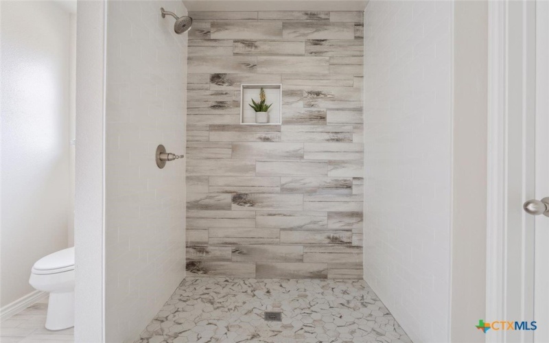 1102 Nacogdoches Drive, Temple, TX 76501, 3 Habitaciones Habitaciones , ,2 BañosBaños,Residential,En Venta,1102 Nacogdoches Drive,0,598470