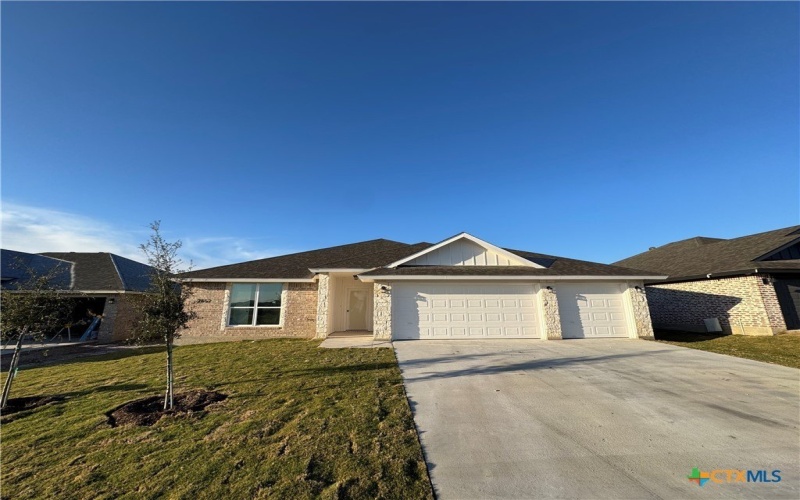2552 Cowgirl Trail, Belton, TX 76513, 3 Bedrooms Bedrooms, ,2 BathroomsBathrooms,Residential,For Sale,2552 Cowgirl Trail,0,599067