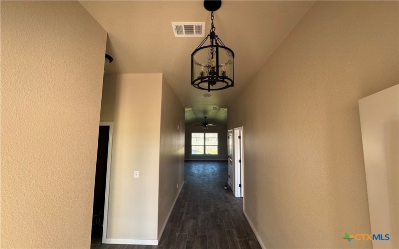 2552 Cowgirl Trail, Belton, TX 76513, 3 Bedrooms Bedrooms, ,2 BathroomsBathrooms,Residential,For Sale,2552 Cowgirl Trail,0,599067