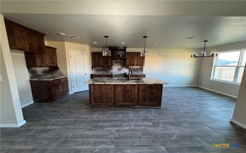 2552 Cowgirl Trail, Belton, TX 76513, 3 Bedrooms Bedrooms, ,2 BathroomsBathrooms,Residential,For Sale,2552 Cowgirl Trail,0,599067