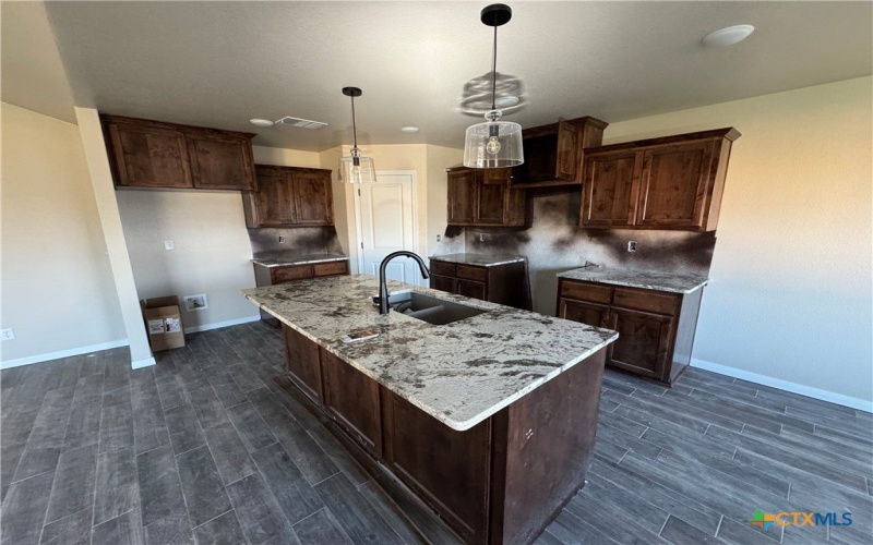 2552 Cowgirl Trail, Belton, TX 76513, 3 Bedrooms Bedrooms, ,2 BathroomsBathrooms,Residential,For Sale,2552 Cowgirl Trail,0,599067