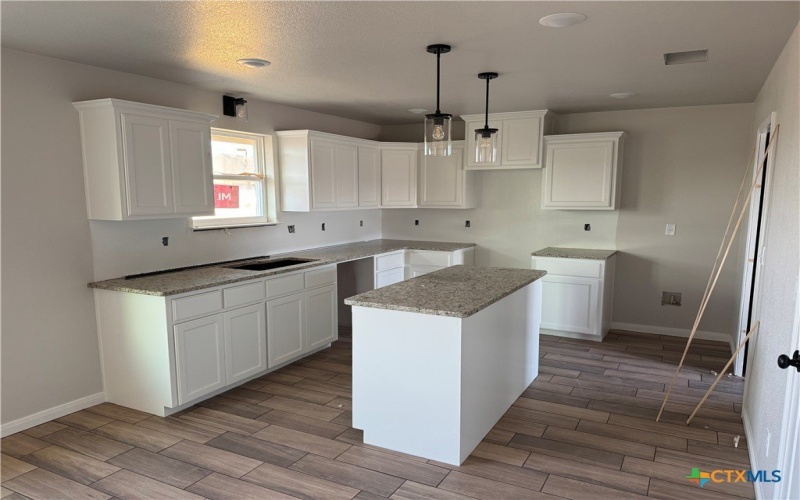 2558 Cowgirl Trail, Belton, TX 76513, 4 Bedrooms Bedrooms, ,2 BathroomsBathrooms,Residential,For Sale,2558 Cowgirl Trail,0,599086