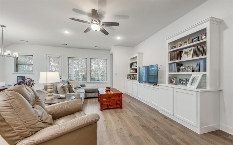 1815 Bell Court, Van Alstyne, TX 75495, 3 Bedrooms Bedrooms, ,2 BathroomsBathrooms,Residential,For Sale,1815 Bell Court,0,21119164