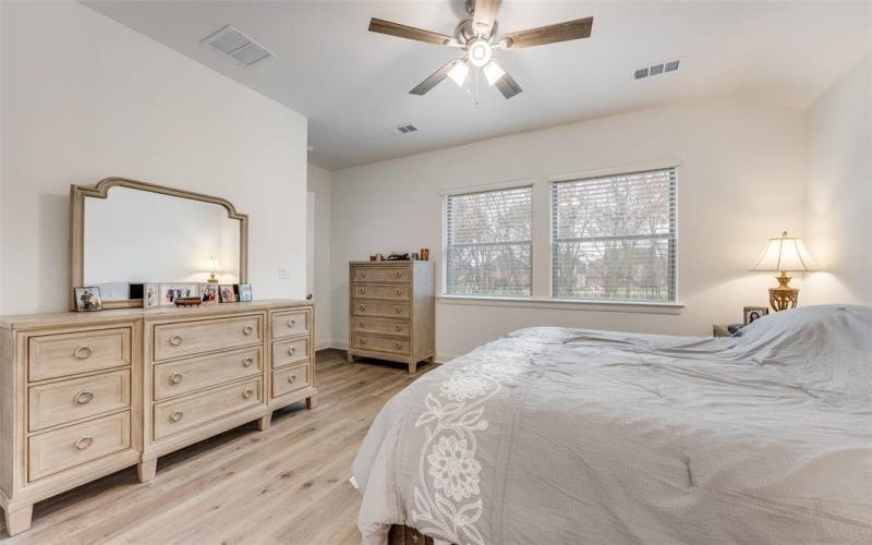 1815 Bell Court, Van Alstyne, TX 75495, 3 Bedrooms Bedrooms, ,2 BathroomsBathrooms,Residential,For Sale,1815 Bell Court,0,21119164