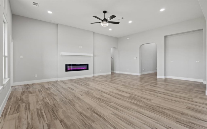 1509 Kings Circle, Hutchins, TX 75141, 3 Bedrooms Bedrooms, ,2 BathroomsBathrooms,Residential,For Sale,1509 Kings Circle,0,21109366