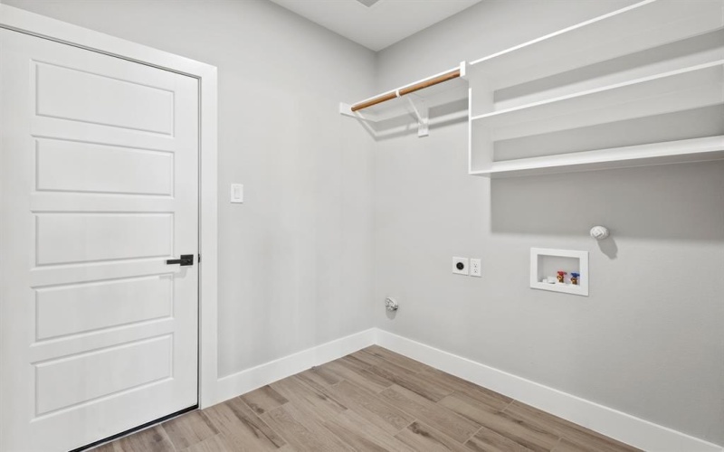 1509 Kings Circle, Hutchins, TX 75141, 3 Bedrooms Bedrooms, ,2 BathroomsBathrooms,Residential,For Sale,1509 Kings Circle,0,21109366