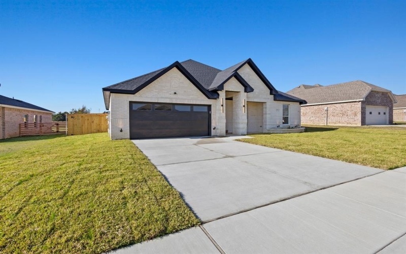 1509 Kings Circle, Hutchins, TX 75141, 3 Bedrooms Bedrooms, ,2 BathroomsBathrooms,Residential,For Sale,1509 Kings Circle,0,21109366