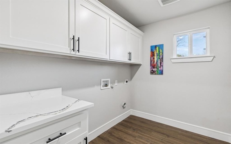 500 Mineral Wells Street, Terrell, TX 75160, 4 Bedrooms Bedrooms, ,3 BathroomsBathrooms,Residential,For Sale,500 Mineral Wells Street,0,21116982