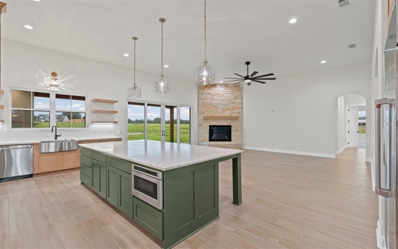 452 Royal Santana Run, Weatherford, TX 76087, 4 Habitaciones Habitaciones , ,3 BañosBaños,Residential,En Venta,452 Royal Santana Run,0,21121012