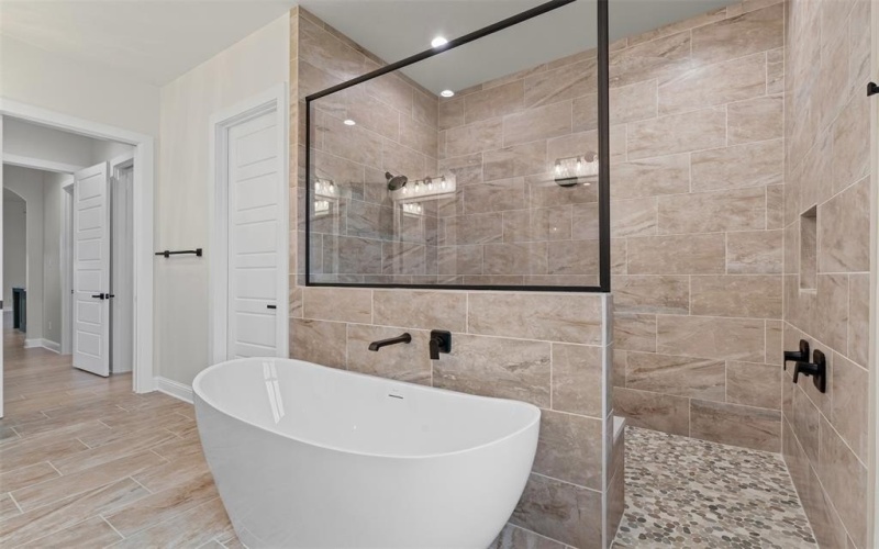 452 Royal Santana Run, Weatherford, TX 76087, 4 Habitaciones Habitaciones , ,3 BañosBaños,Residential,En Venta,452 Royal Santana Run,0,21121012