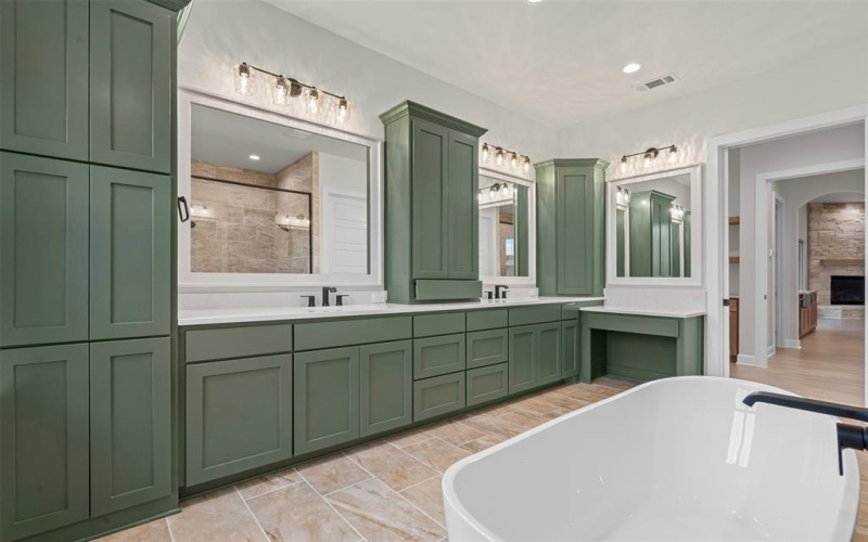 452 Royal Santana Run, Weatherford, TX 76087, 4 Habitaciones Habitaciones , ,3 BañosBaños,Residential,En Venta,452 Royal Santana Run,0,21121012