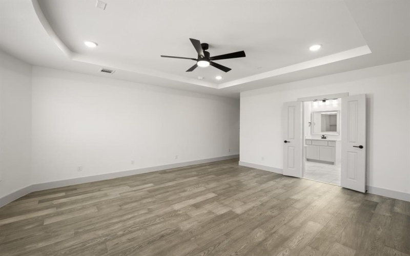 7047 Capanna Trail, Grand Prairie, TX 75054, 5 Habitaciones Habitaciones , ,5 BañosBaños,Residential,En Venta,7047 Capanna Trail,0,21122378