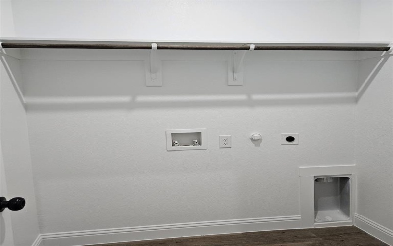 200 E 1st North Street, Kaufman, TX 75142, 4 Habitaciones Habitaciones , ,2 BañosBaños,Residential,En Venta,200 E 1st North Street,0,21122764