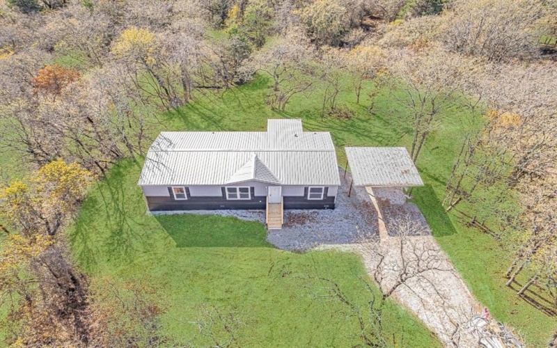 300 Huddleston Road, Sunset, TX 76270, 3 Habitaciones Habitaciones , ,2 BañosBaños,Residential,En Venta,300 Huddleston Road,0,21122778