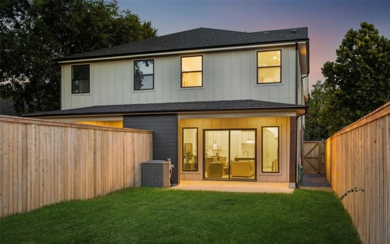 5633 East Side Avenue, Dallas, TX 75214, 3 Bedrooms Bedrooms, ,2 BathroomsBathrooms,Residential,For Sale,5633 East Side Avenue,0,21123011