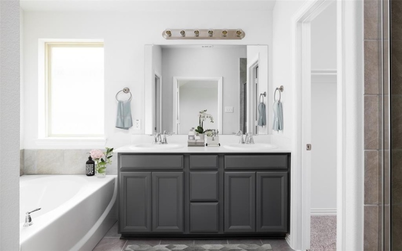 2216 Briarbrook Drive, Denton, TX 76207, 4 Habitaciones Habitaciones , ,2 BañosBaños,Residential,En Venta,2216 Briarbrook Drive,0,21123100