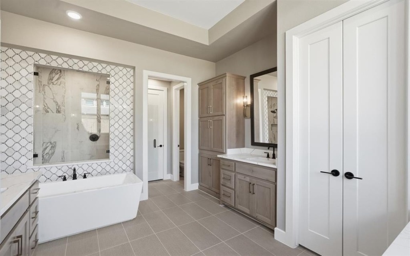 2104 Sorrelwood Court, Celina, TX 75009, 5 Habitaciones Habitaciones , ,6 BañosBaños,Residential,En Venta,2104 Sorrelwood Court,0,21123220