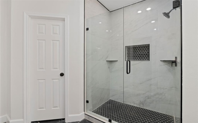 805 Ritchey Street, Gainesville, TX 76240, 3 Habitaciones Habitaciones , ,2 BañosBaños,Residential,En Venta,805 Ritchey Street,0,21123257