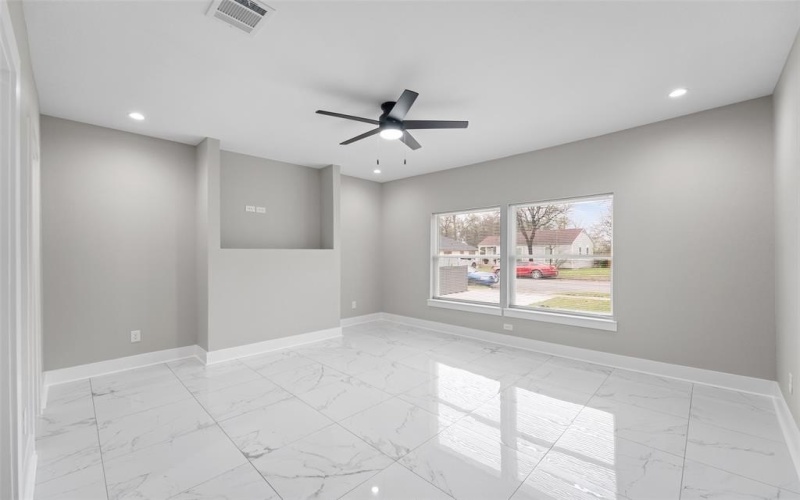 2331 Idaho Avenue, Dallas, TX 75216, 4 Bedrooms Bedrooms, ,2 BathroomsBathrooms,Residential,For Sale,2331 Idaho Avenue,0,21123340