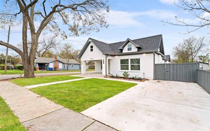 2331 Idaho Avenue, Dallas, TX 75216, 4 Bedrooms Bedrooms, ,2 BathroomsBathrooms,Residential,For Sale,2331 Idaho Avenue,0,21123340