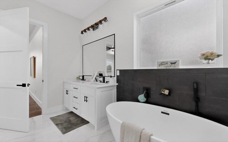 9100 County Road 669, Blue Ridge, TX 75424, 5 Bedrooms Bedrooms, ,3 BathroomsBathrooms,Residential,For Sale,9100 County Road 669,0,21123385