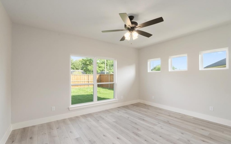 717 Cobblestone Cir, Mabank, TX 75147, 4 Habitaciones Habitaciones , ,2 BañosBaños,Residential,En Venta,717 Cobblestone Cir,108642