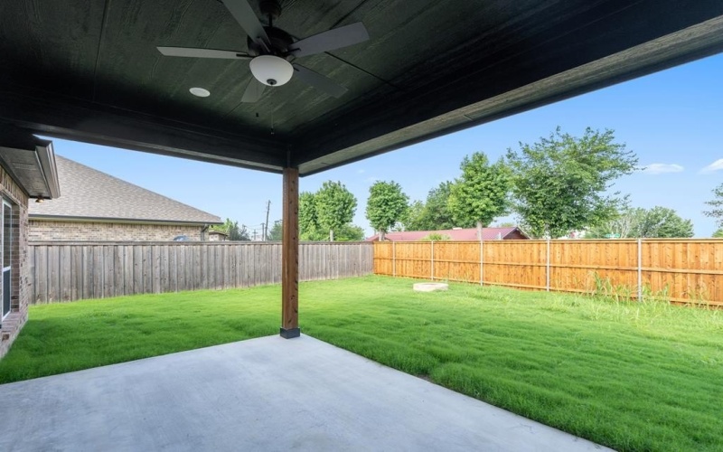717 Cobblestone Cir, Mabank, TX 75147, 4 Habitaciones Habitaciones , ,2 BañosBaños,Residential,En Venta,717 Cobblestone Cir,108642