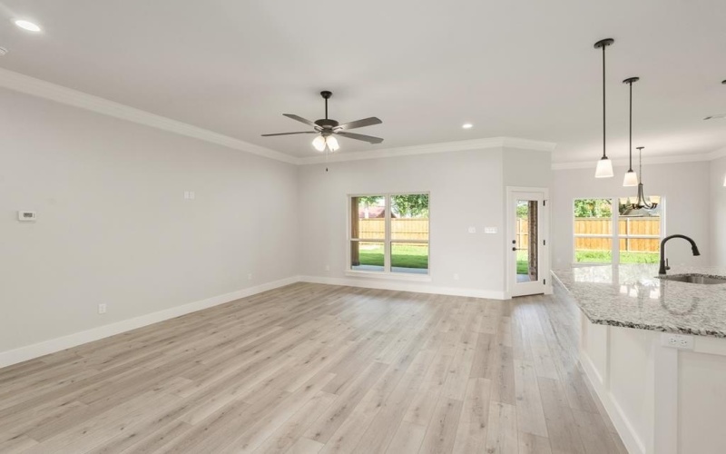 717 Cobblestone Cir, Mabank, TX 75147, 4 Habitaciones Habitaciones , ,2 BañosBaños,Residential,En Venta,717 Cobblestone Cir,108642