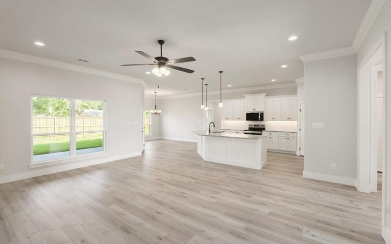 717 Cobblestone Cir, Mabank, TX 75147, 4 Habitaciones Habitaciones , ,2 BañosBaños,Residential,En Venta,717 Cobblestone Cir,108642