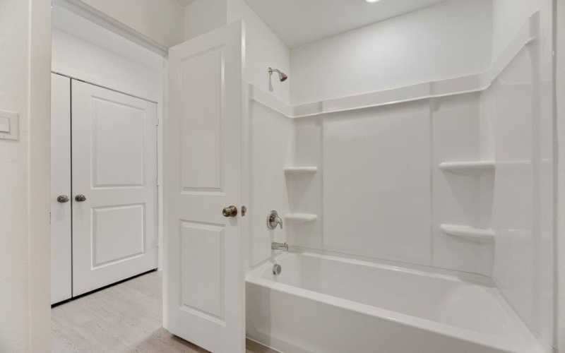 1640 Limpkin Drive, Fort Worth, TX 76140, 4 Bedrooms Bedrooms, ,2 BathroomsBathrooms,Residential,For Sale,1640 Limpkin Drive,0,21123542