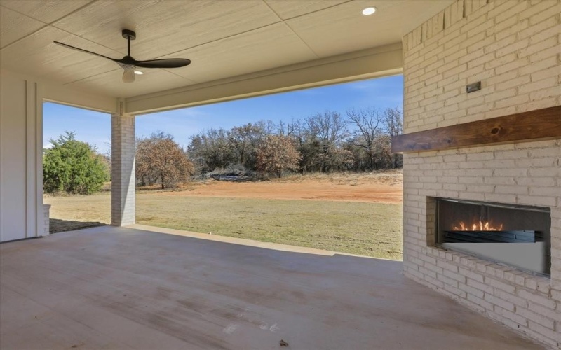 3024 Greg Allen Drive, Weatherford, TX 76088, 4 Bedrooms Bedrooms, ,3 BathroomsBathrooms,Residential,For Sale,3024 Greg Allen Drive,0,21123671