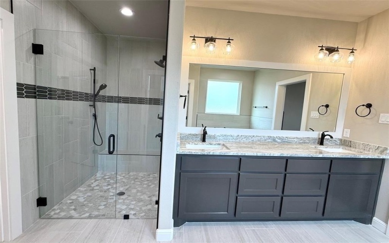 3714 Tremont Lane, Granbury, TX 76049, 3 Bedrooms Bedrooms, ,2 BathroomsBathrooms,Residential,For Sale,3714 Tremont Lane,0,21123686