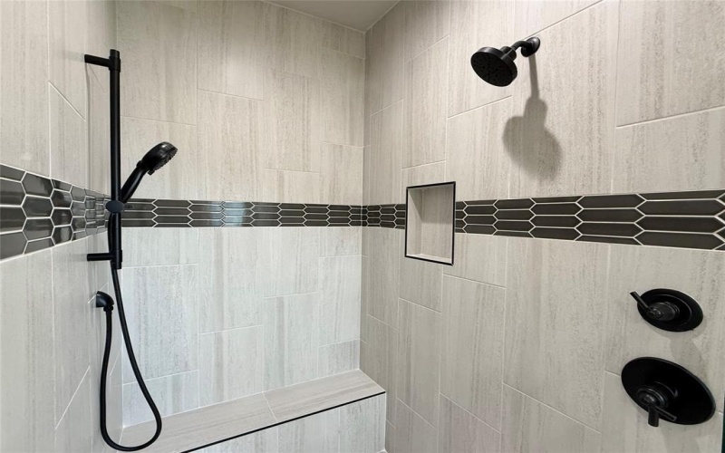 3714 Tremont Lane, Granbury, TX 76049, 3 Bedrooms Bedrooms, ,2 BathroomsBathrooms,Residential,For Sale,3714 Tremont Lane,0,21123686